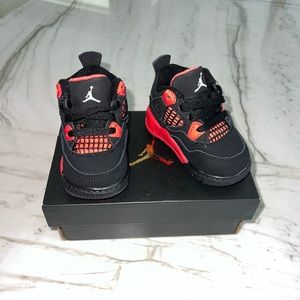 Baby jordans size 3c